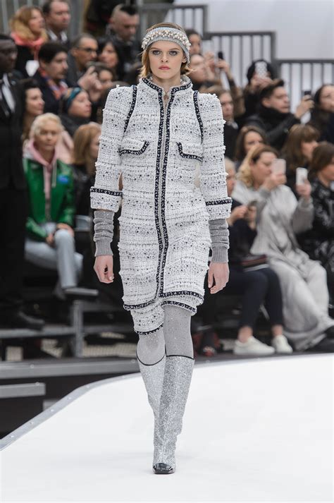 défilé de mode chanel